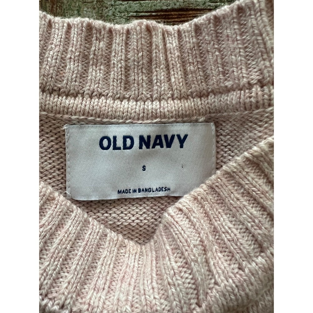 Women's Old Navy Pink Crew Sweater Size Small - Picture 3 of 4
